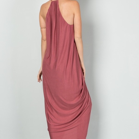 🔥Sale Spaghetti strap Hi-Low dress size small🔥 - Picture 3 of 3